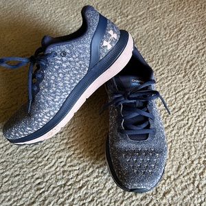 Under armour women shoes